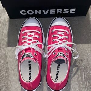 Converse Fuchsia Platform Low-Top Shoes